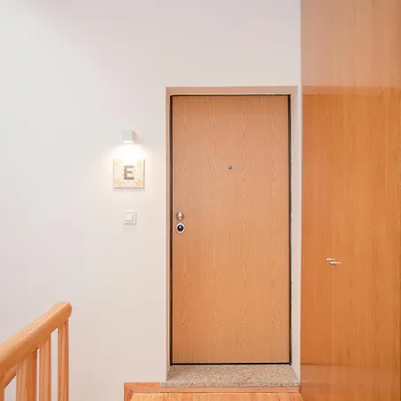 Apartment Liiiving In Porto-mouzinho *
