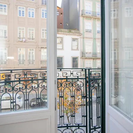 Liiiving In Porto-mouzinho * 포르투
