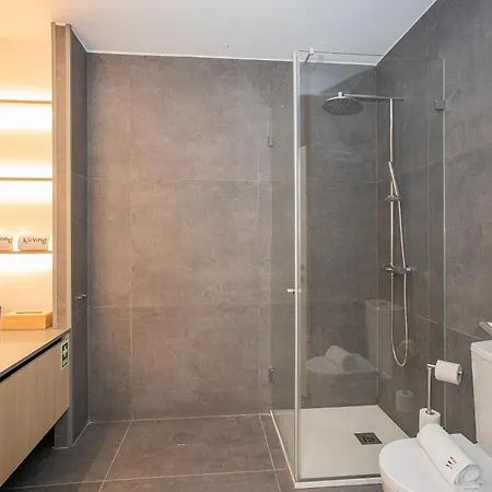 Liiiving In Porto-mouzinho