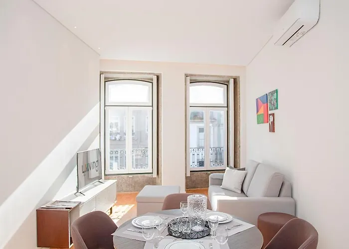 Liiiving In Porto-mouzinho Oporto