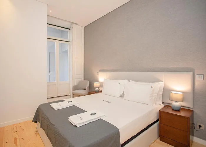 Liiiving In Porto-mouzinho Apartment Porto