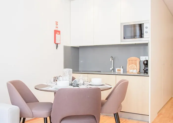 Liiiving In Porto-mouzinho * Πόρτο