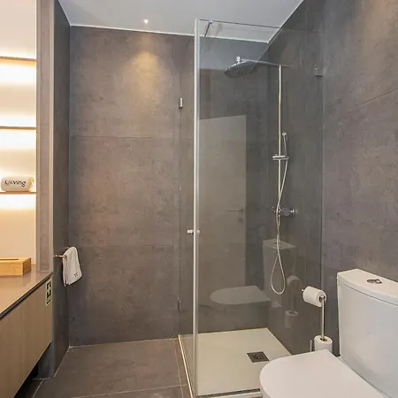 Liiiving In Porto-mouzinho Apartment *