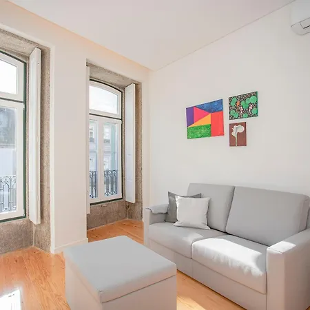 Liiiving In Porto-mouzinho