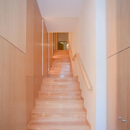 Liiiving In Porto-mouzinho Apartment *