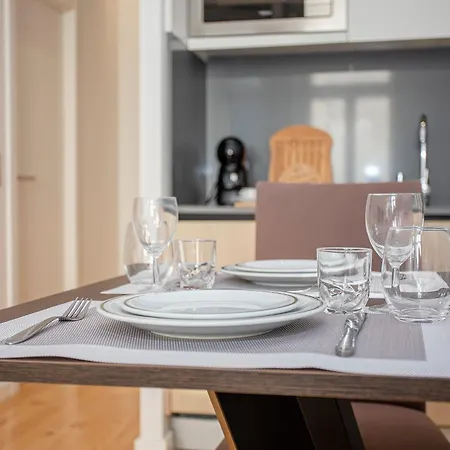 Apartment Liiiving In Porto-mouzinho *